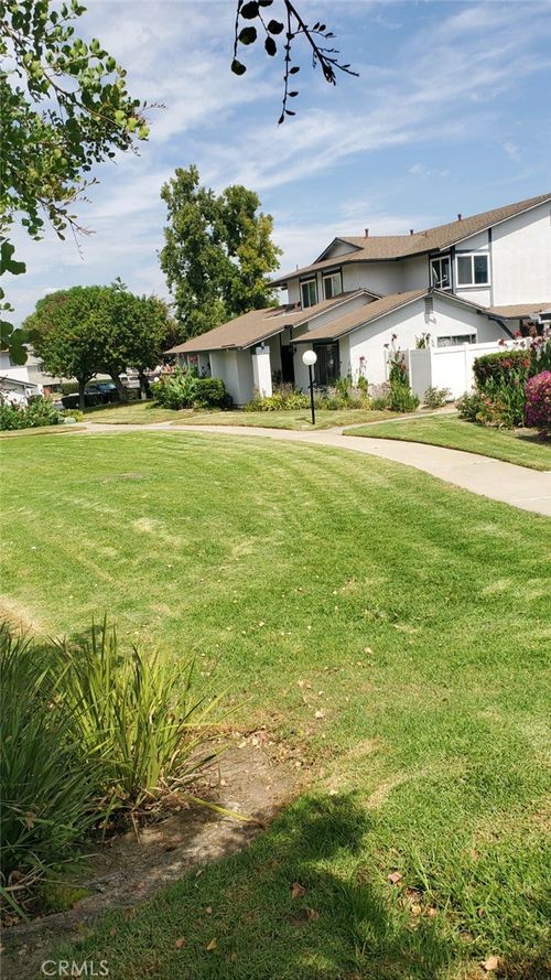 1423 Eagle Park Rd, Hacienda Heights, CA, 91745-3107 | Card Image