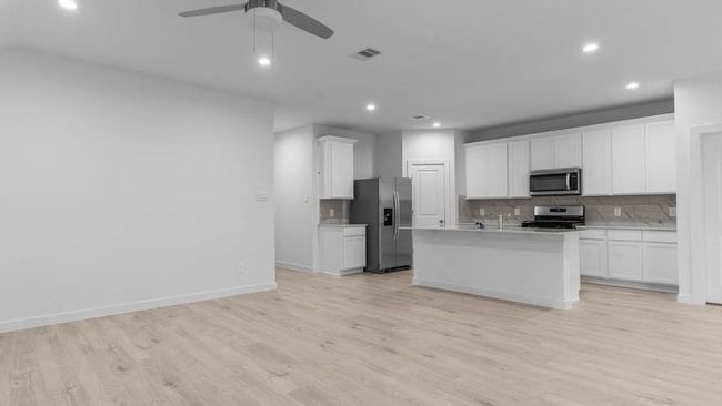 *Images and 3D tour are for illustration only and options may vary from home as built. | Image 14