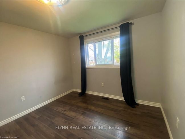 MAIN - 7100 Adams Ave, House other with 3 bedrooms, 1 bathrooms and 2 parking in Niagara Falls ON | Image 14