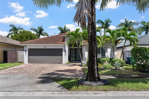 9261 Sw 208th Ter, Cutler Bay, FL, 33189-3854 | Card Image