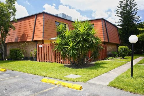 3-1514 Park Meadows Dr, FORT MYERS, FL, 33907-3643 | Card Image