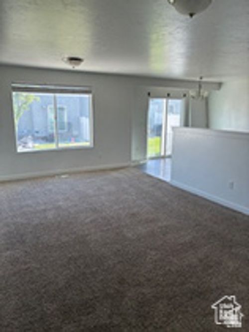 107 E Ashgrove Ln, Saratoga Springs, UT, 84045-5815 | Card Image