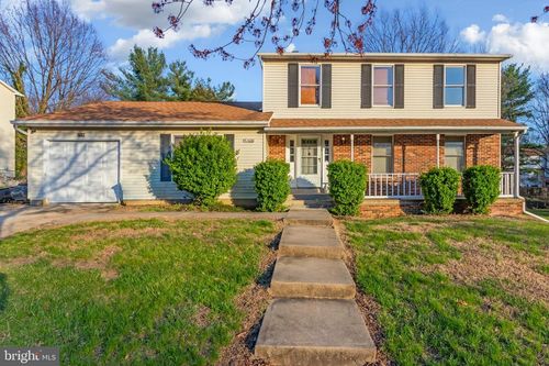 5308 Woodland Blvd, Oxon Hill, MD, 20745-3633 | Card Image