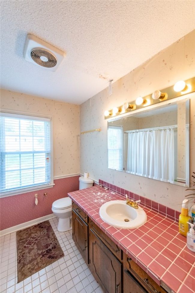 107 Meadow Dr, House other with 3 bedrooms, 3 bathrooms and null parking in Seneca SC | Image 42