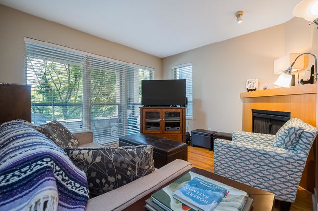 b202 - 8929 202 Street, Condo with 1 bedrooms, 1 bathrooms and 1 parking in Langley BC | Image 9