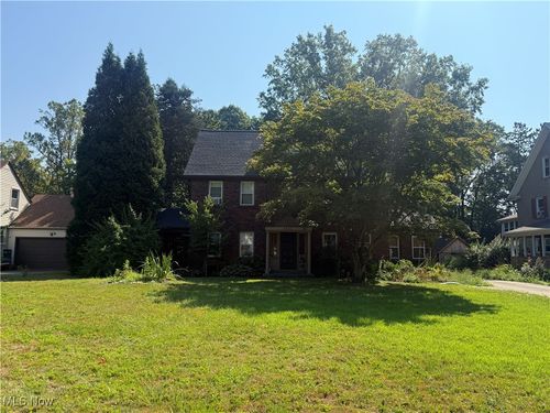 3551 Glenmere Dr, Youngstown, OH, 44511-3040 | Card Image
