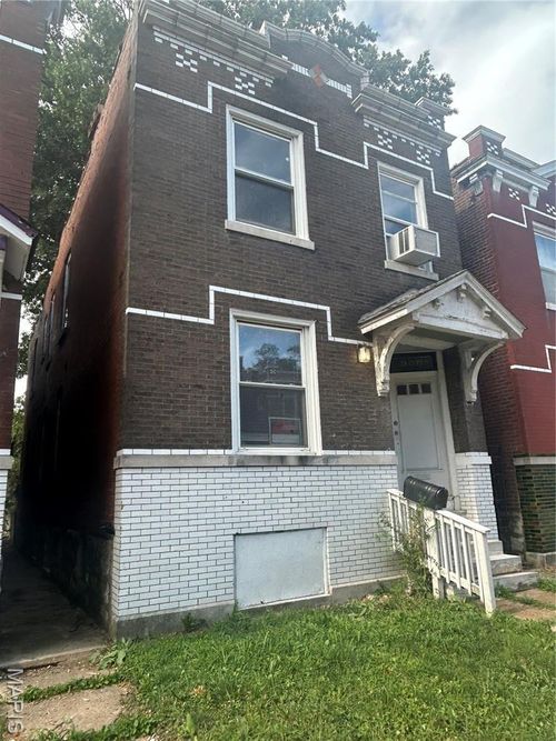 536 Eiler St, Saint Louis, MO, 63111-1820 | Card Image