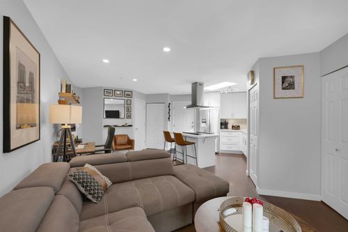 b309-40120 Willow Cres, Squamish, BC, V8B0L7 | Card Image
