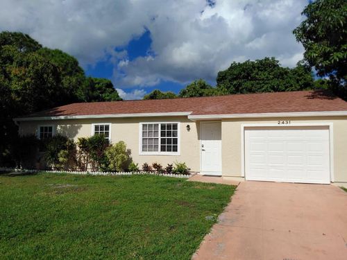 2431 Se Robin Cir, Port St Lucie, FL, 34952-7051 | Card Image