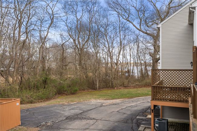 844 Bullocks Point Ave, Condo with 2 bedrooms, 3 bathrooms and 1 parking in Riverside RI | Image 23