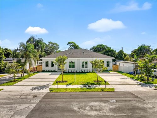 1214 4th Ave, Fort Lauderdale, FL, 33311-6025 | Card Image