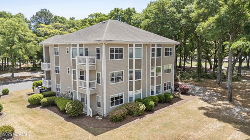 1004-213 Kings Trl, Sunset Beach, NC, 28468-5349 | Card Image