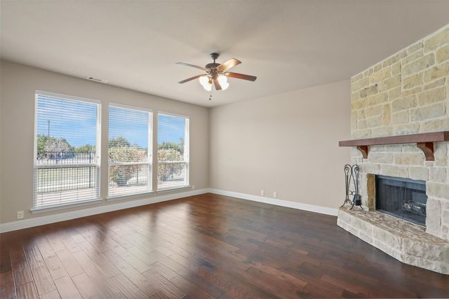 1305 Greenrock Ct, House other with 4 bedrooms, 3 bathrooms and null parking in Midlothian TX | Image 9