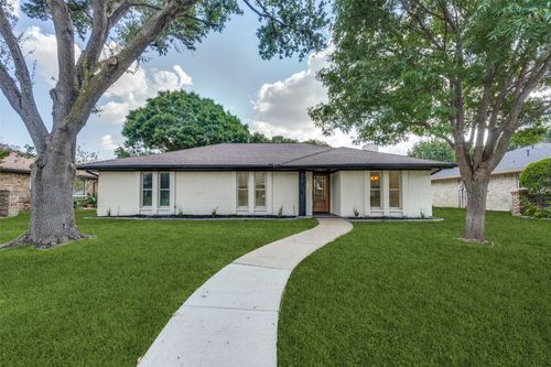 2416 Sierra Ln, Plano, TX, 75075-2035 | Card Image