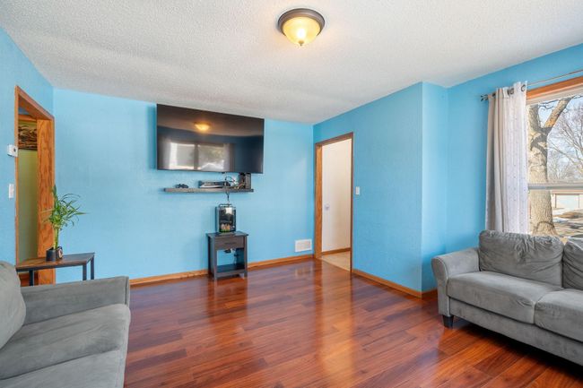 14-web-or-mls-221-e-park-st.jpg | Image 18