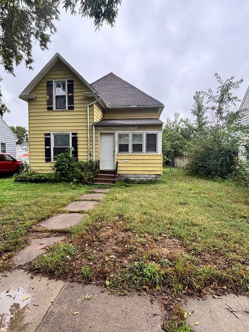 1020 Columbia Street, Waterloo, IA, 50703 | Card Image