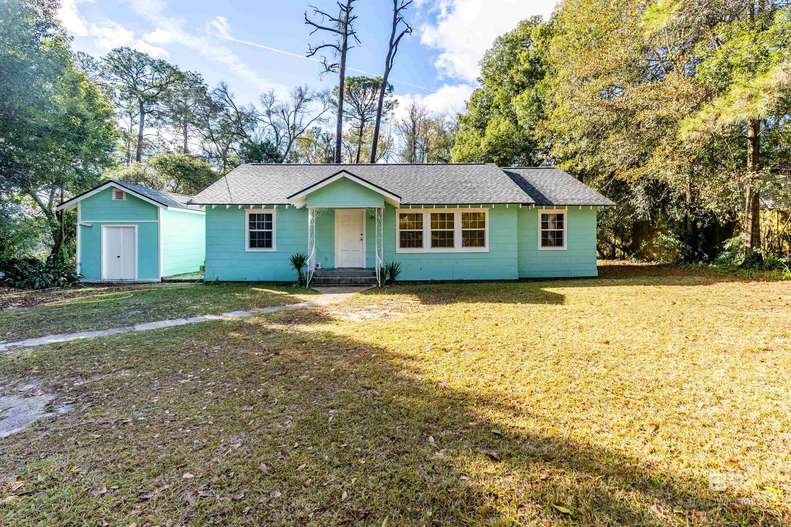Riviera Dr, Mobile, AL 36605
