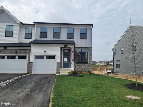 357 Aspen Way, KING OF PRUSSIA, PA, 19406-2827 | Card Image