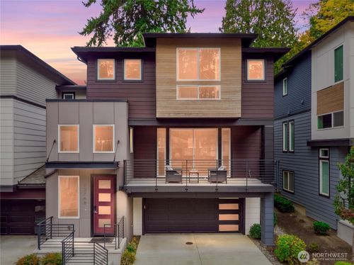 13768 Se 83rd Ct, Newcastle, WA, 98059-5361 | Card Image