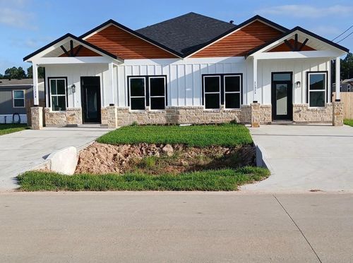 1132 Long Leaf Pine St, Huffman, TX, 77336-4263 | Card Image