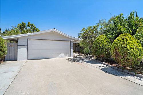 8721 La Grand Ave, Garden Grove, CA, 92841 | Card Image