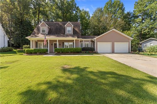 201 Ridgewood Ct, Auburn, AL, 36830-2672 | Card Image