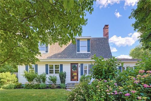 46 Netop Dr, East Greenwich, RI, 02818-4846 | Card Image