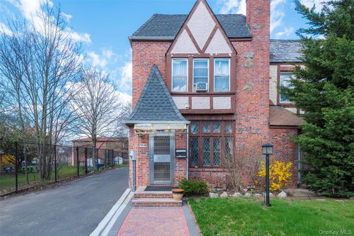 116-50 227th Street, New York, NY, 11411 | Card Image