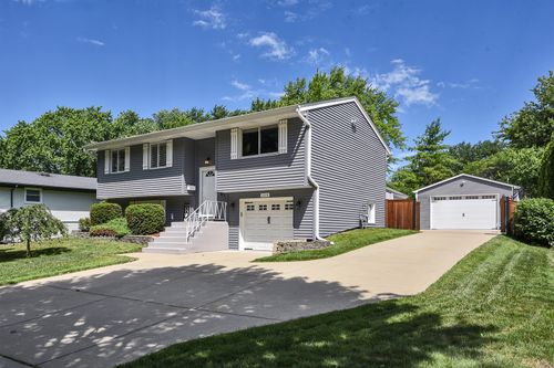 1328 Cabot Ln, Schaumburg, IL, 60193-2517 | Card Image