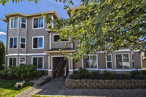 d-101-10025 9th Ave W, Everett, WA, 98204-8785 | Card Image