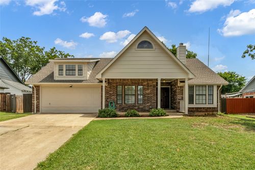 3300 Timberview Dr, Corinth, TX, 76210-2689 | Card Image
