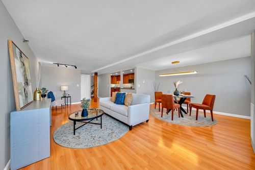 apt-607-200 Market St, Lowell, MA, 01852-1844 | Card Image