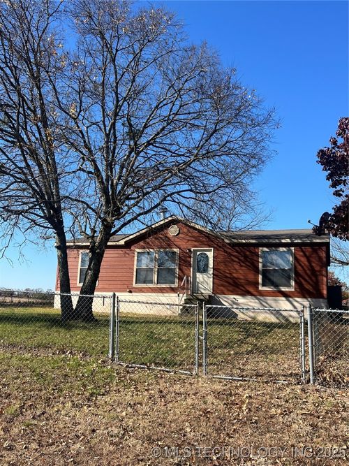 421 Wooley Ave, Stuart, OK, 74570-5590 | Card Image