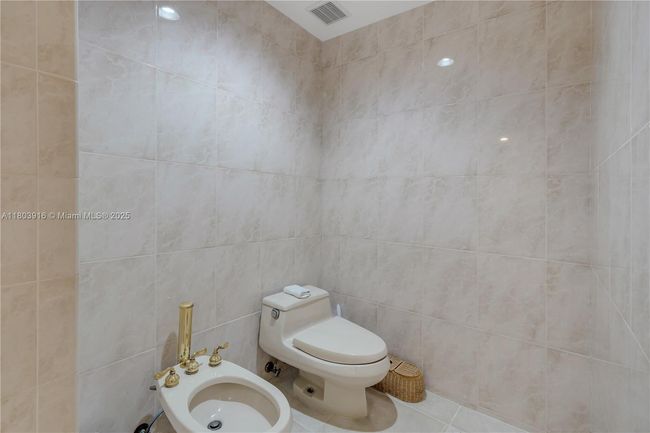 7020 Almansa St, House other with 4 bedrooms, 5 bathrooms and null parking in Coral Gables FL | Image 14
