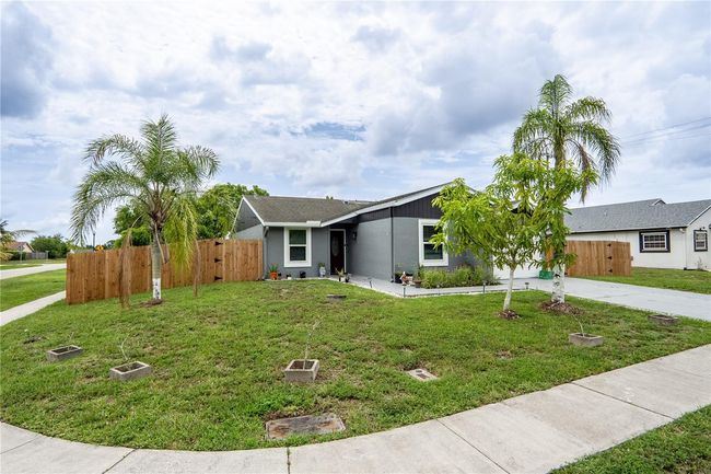 1244 Grandview Cir, House other with 3 bedrooms, 2 bathrooms and null parking in Royal Palm Beach FL | Image 27
