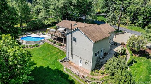 204 Cherry Hill Rd, Carmel, NY, 10512-3836 | Card Image