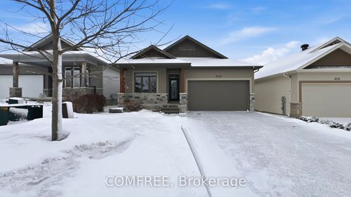 608 Robert Hill Street, Mississippi Mills, ON, K0A1A0 | Card Image