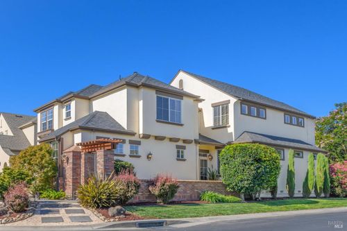 2 Wedgewood Ct, Petaluma, CA, 94954-5868 | Card Image