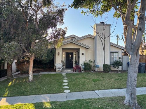 1965 Saint Louis Ave, Signal Hill, CA, 90755-5836 | Card Image