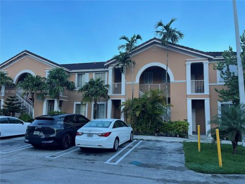 8-7130 Nw 177th St, Hialeah, FL, 33015-6245 | Card Image