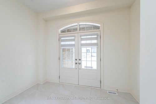 9 Cadence Rd, Brampton, ON, L6X5S5 | Card Image
