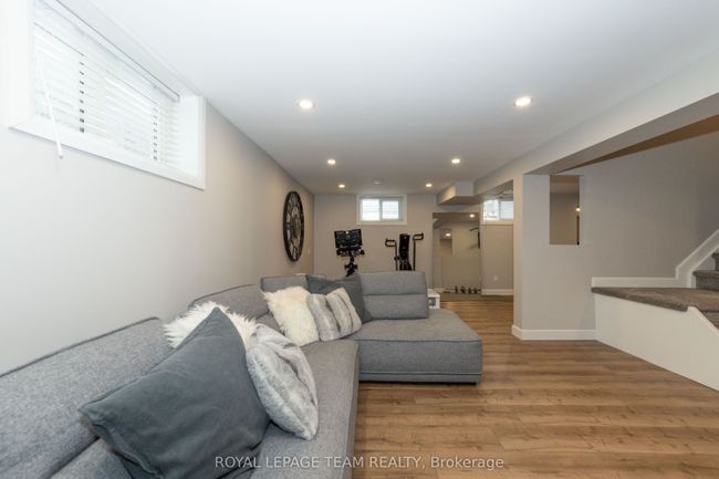 129 Ridgeview Dr, House other with 5 bedrooms, 3 bathrooms and 4 parking in Carp ON | Image 28