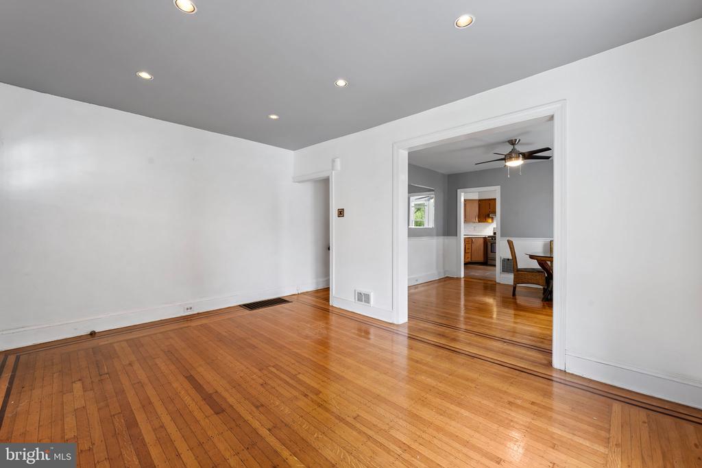 Residential Lease in ARDMORE 2