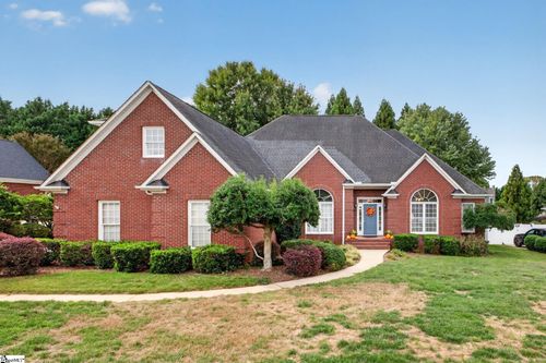 122 Brighton Cir, Easley, SC, 29642-8974 | Card Image