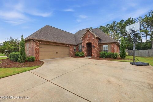 138 Charlton Dr, Madison, MS, 39110-4536 | Card Image