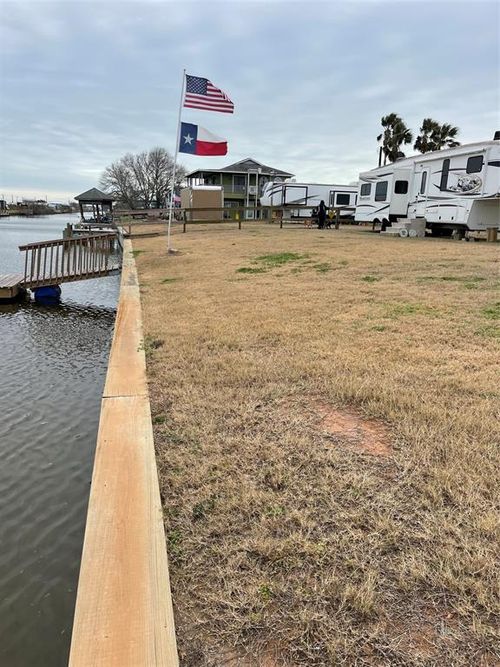 189-188 County Road 299, Sargent, TX, 77414-4416 | Card Image