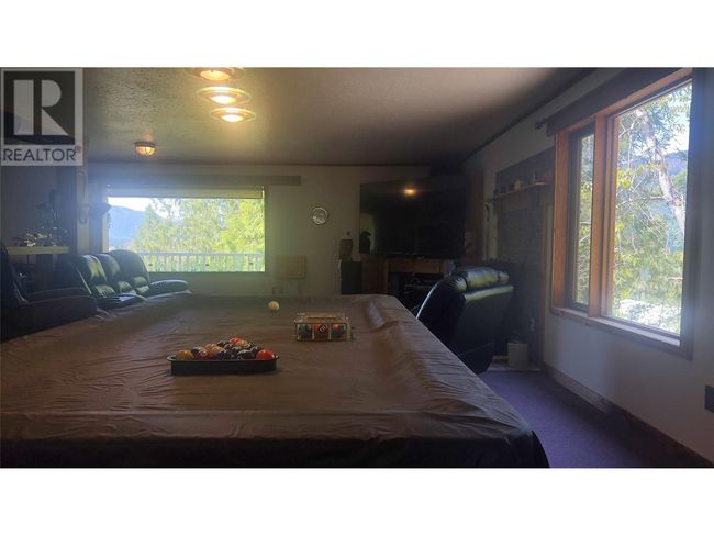 5110 Vance Rd, House other with 3 bedrooms, 3 bathrooms and 2 parking in Canyon BC | Image 22