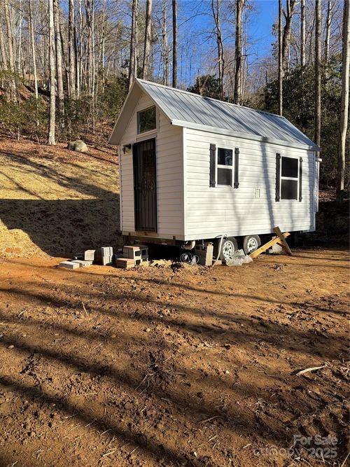 454 Sheepback Mountain Rd, Maggie Valley, NC, 28751-7604 | Card Image