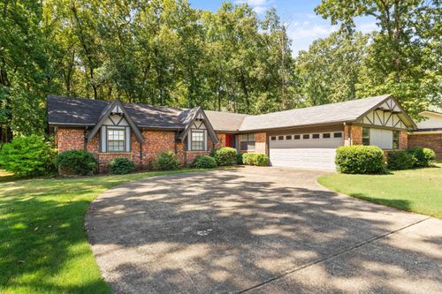 25 White Oak Drive, Conway, AR, 72034 | Card Image