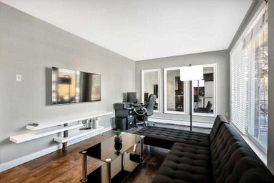 103 - 1811 18 A St Sw, Condo with 1 bedrooms, 1 bathrooms and 1 parking in Calgary AB | Image 2